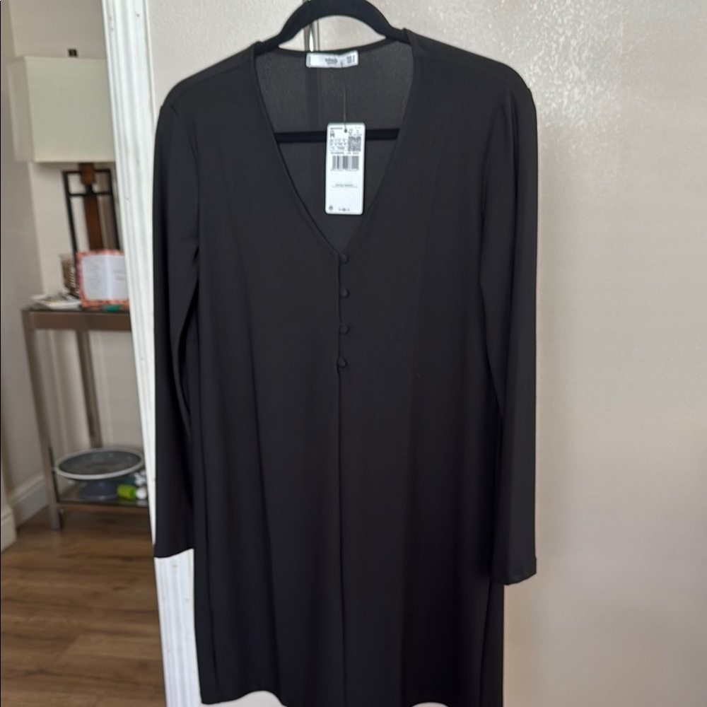 Elegant Black V-Neck Dress